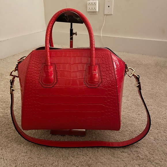 Givenchy Croc Embossed Small Antigona Red - Picture 3 of 4